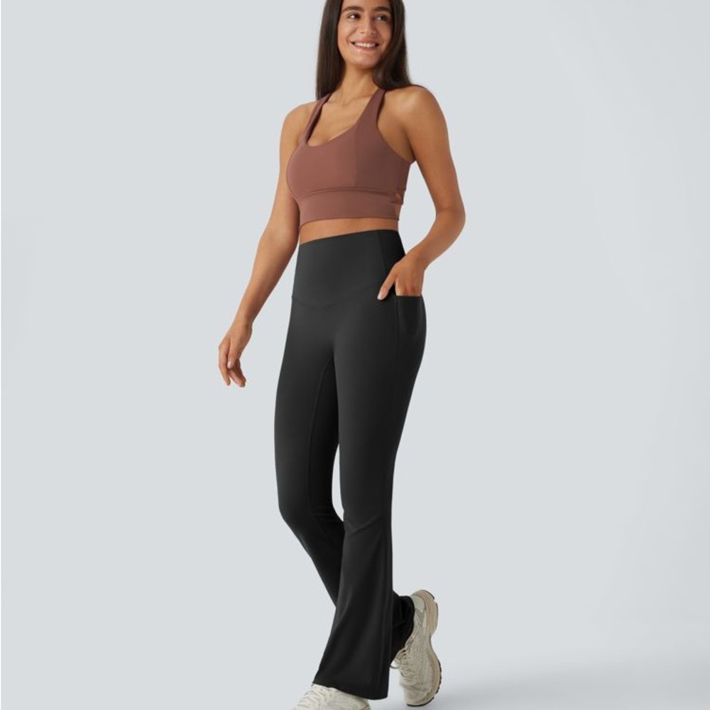 Halara UltraSculpt! High Waisted Tummy Control Pocket Shaping Yoga Bootcut